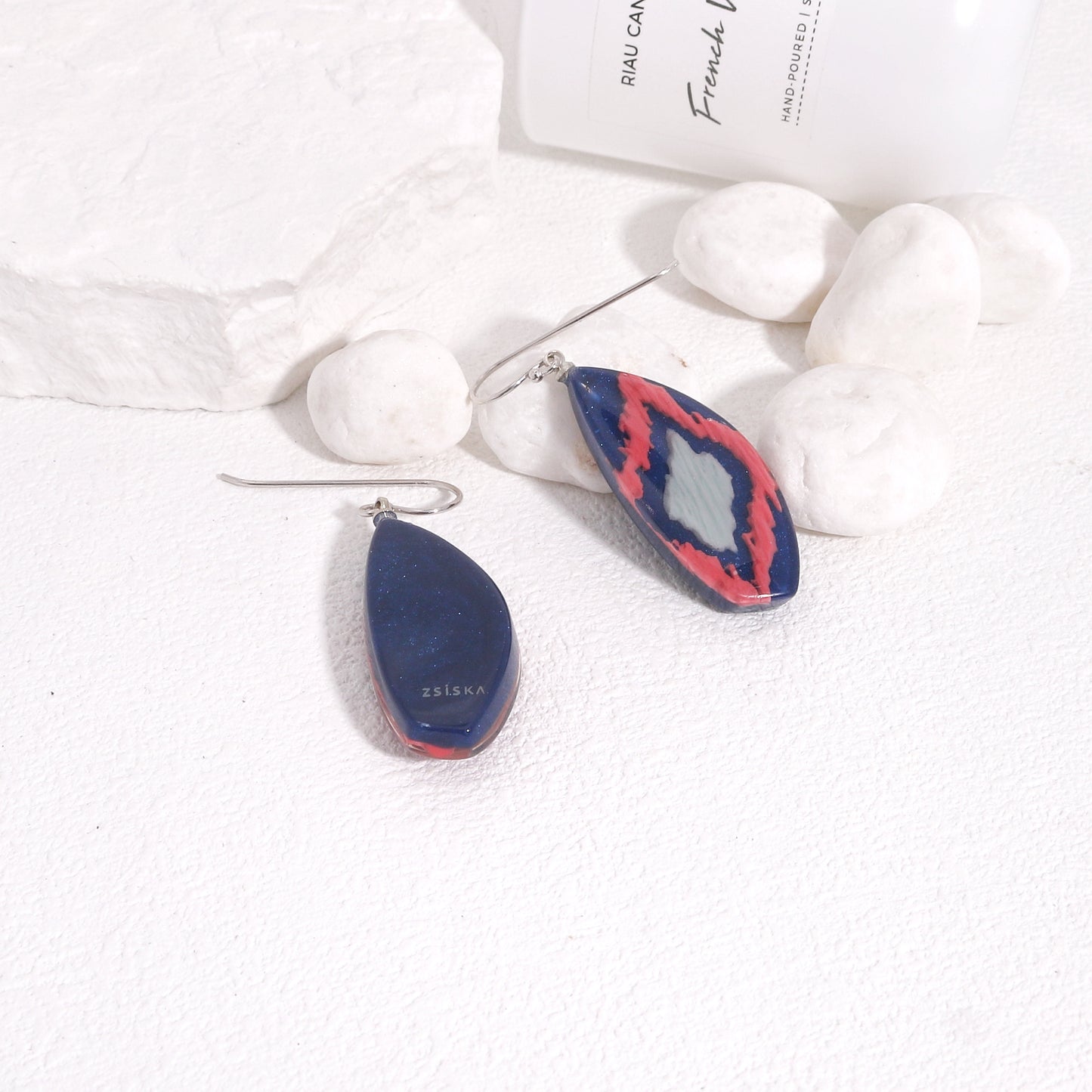 ANDA Solitaire Drop Earrings