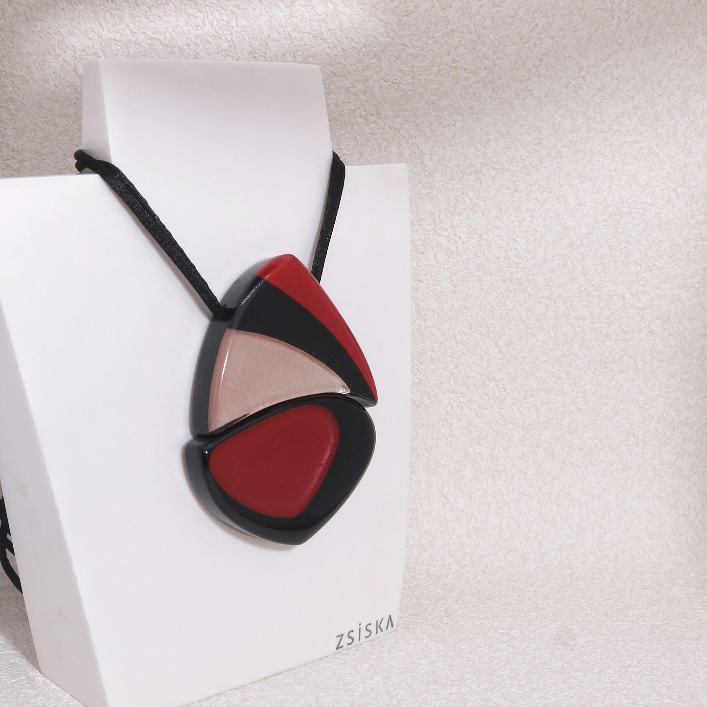 ZSISKA - Jezebel Pendant Necklace