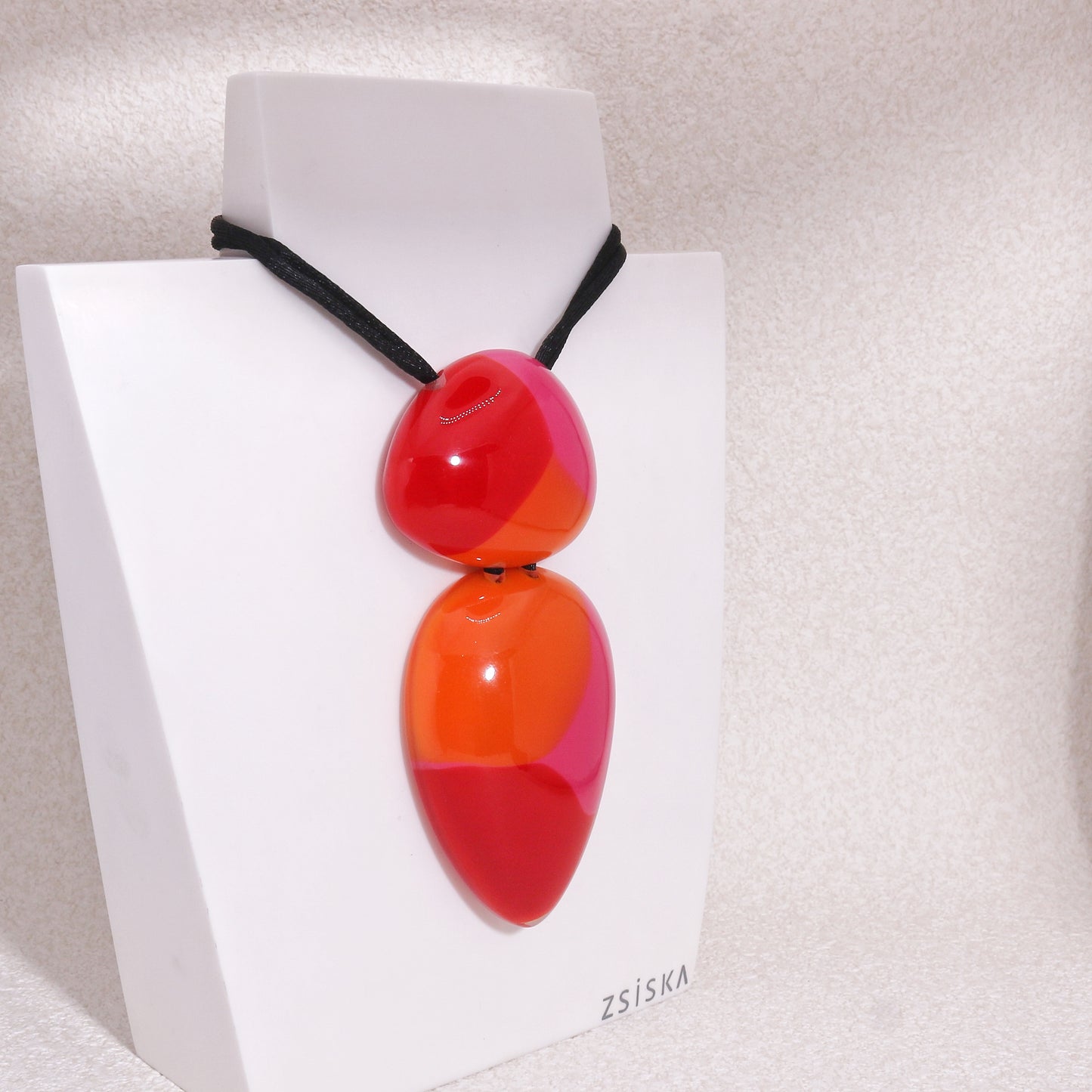 ZSISKA Pebble Necklace