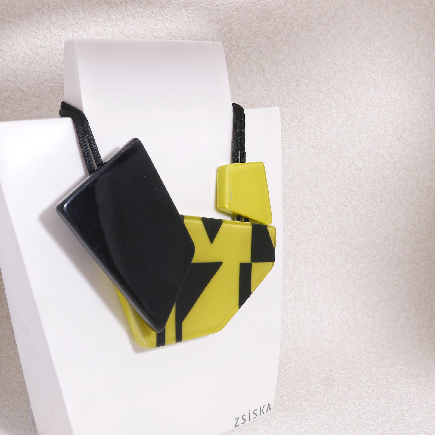 ZSISKA-Urbana Geometric Statement Necklace
