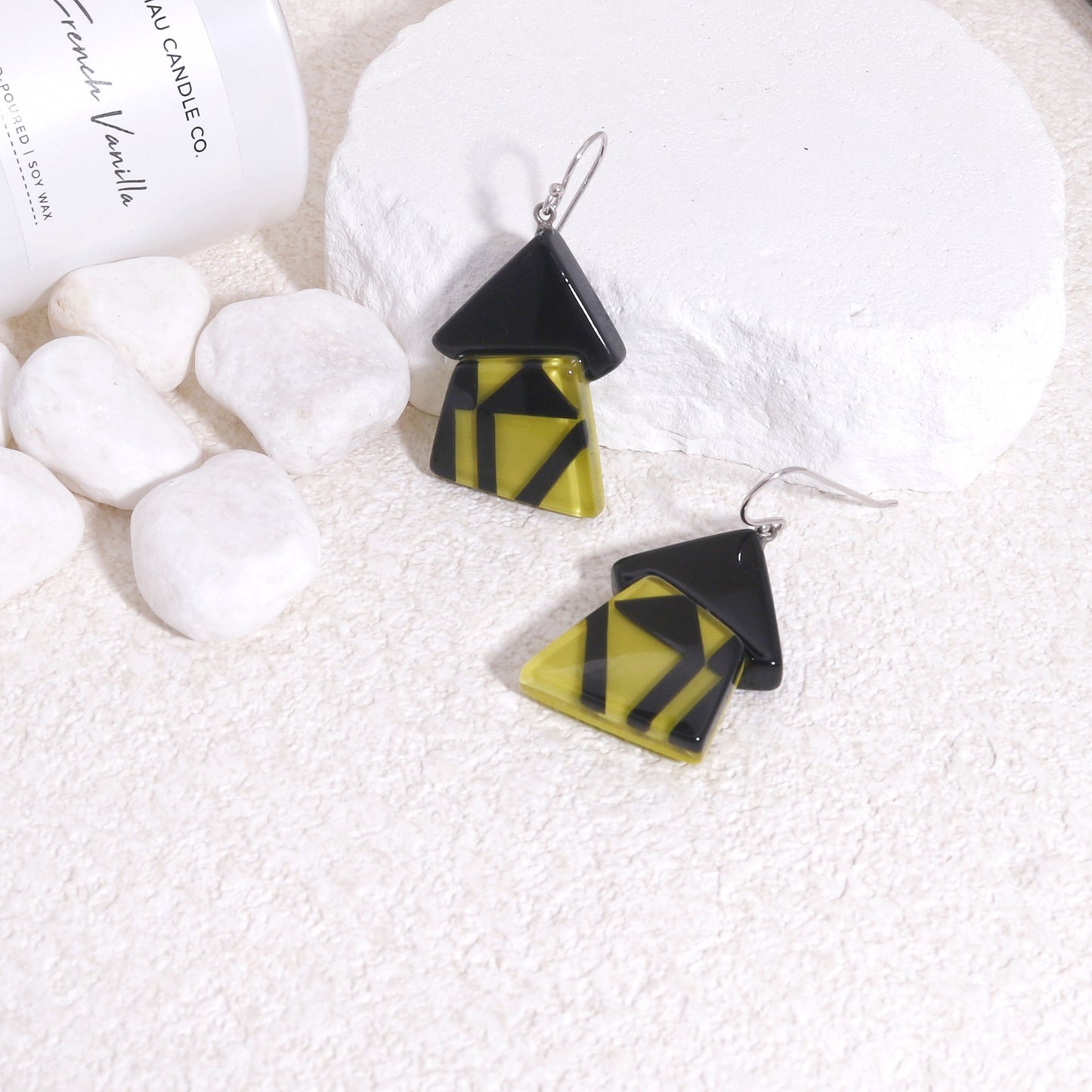 URBANA Short Dangle Earrings Yellow