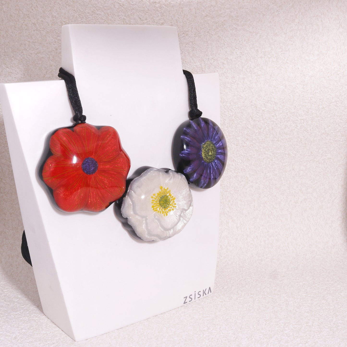 GARLAND Statement Necklace