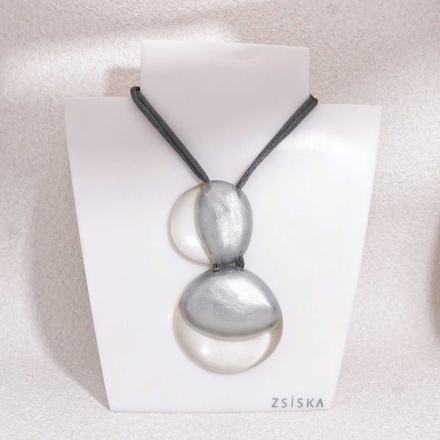 LUXUS Silver Glass-Bauble Pendant