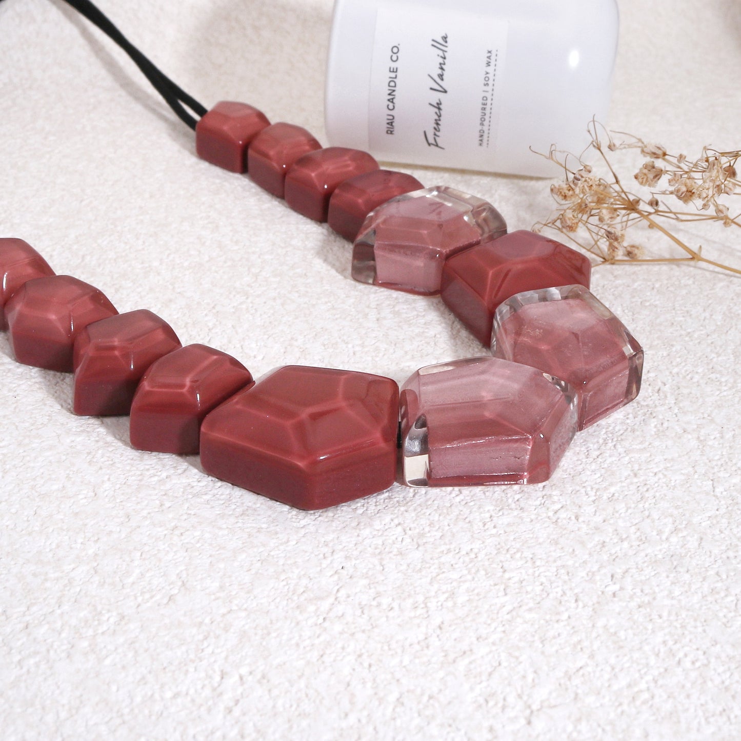 MYSTIQUE Estate Style Glass Necklace