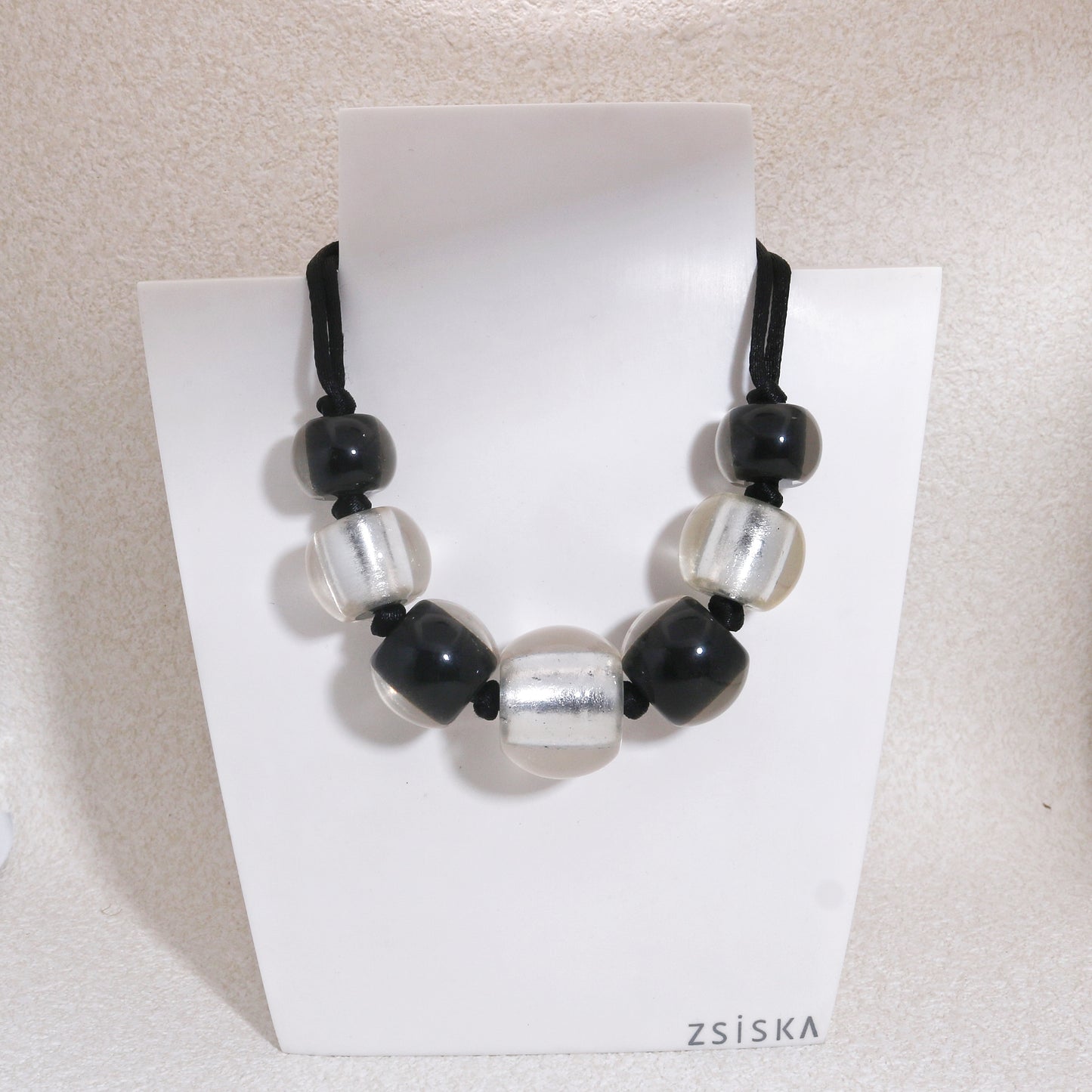 RADIANCE Black & White Fashion Necklace