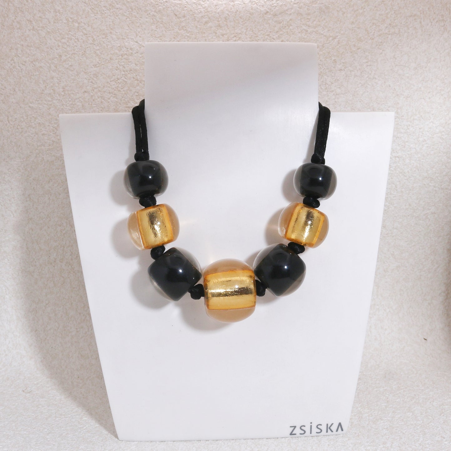 RADIANCE Black Gold Fashion Necklace