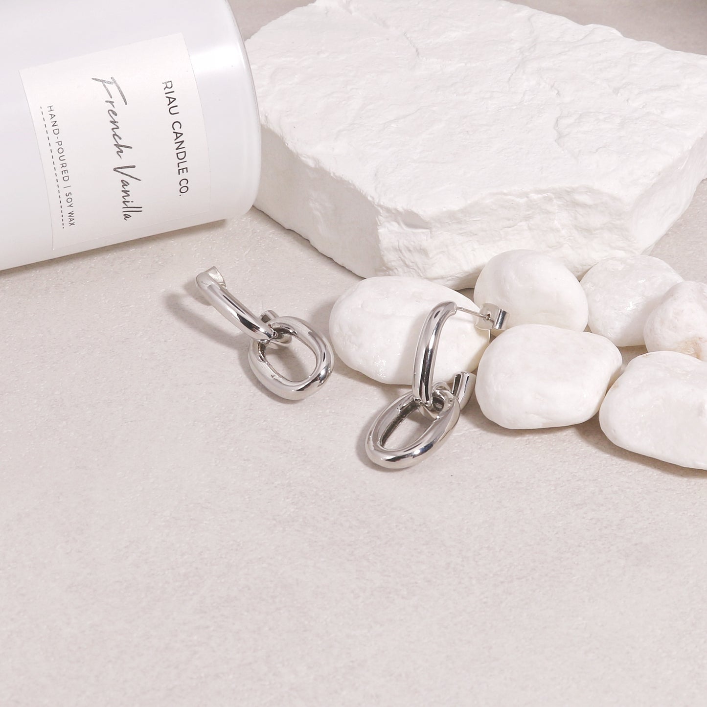 Rhiannon Oval High Polish Link Drop Earrings