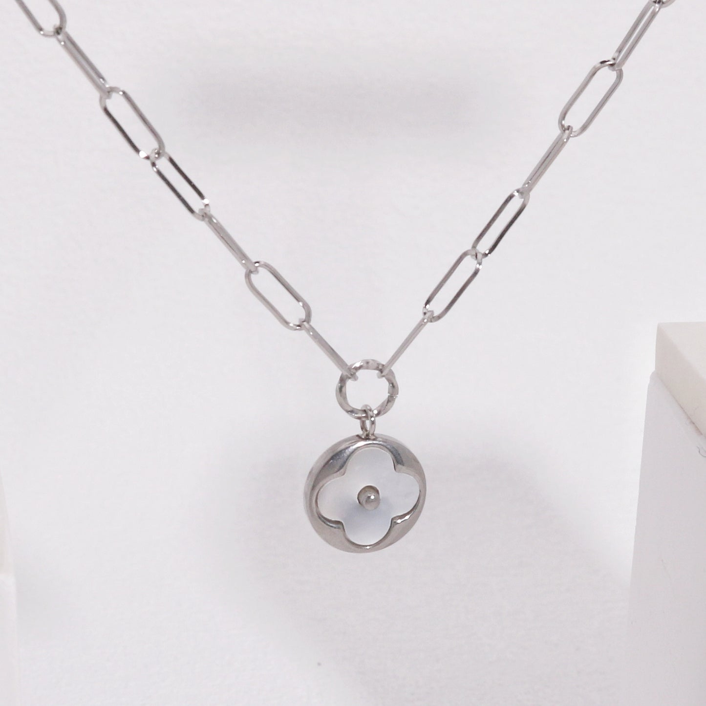 Daniella Modern Minimalist Clover Necklace