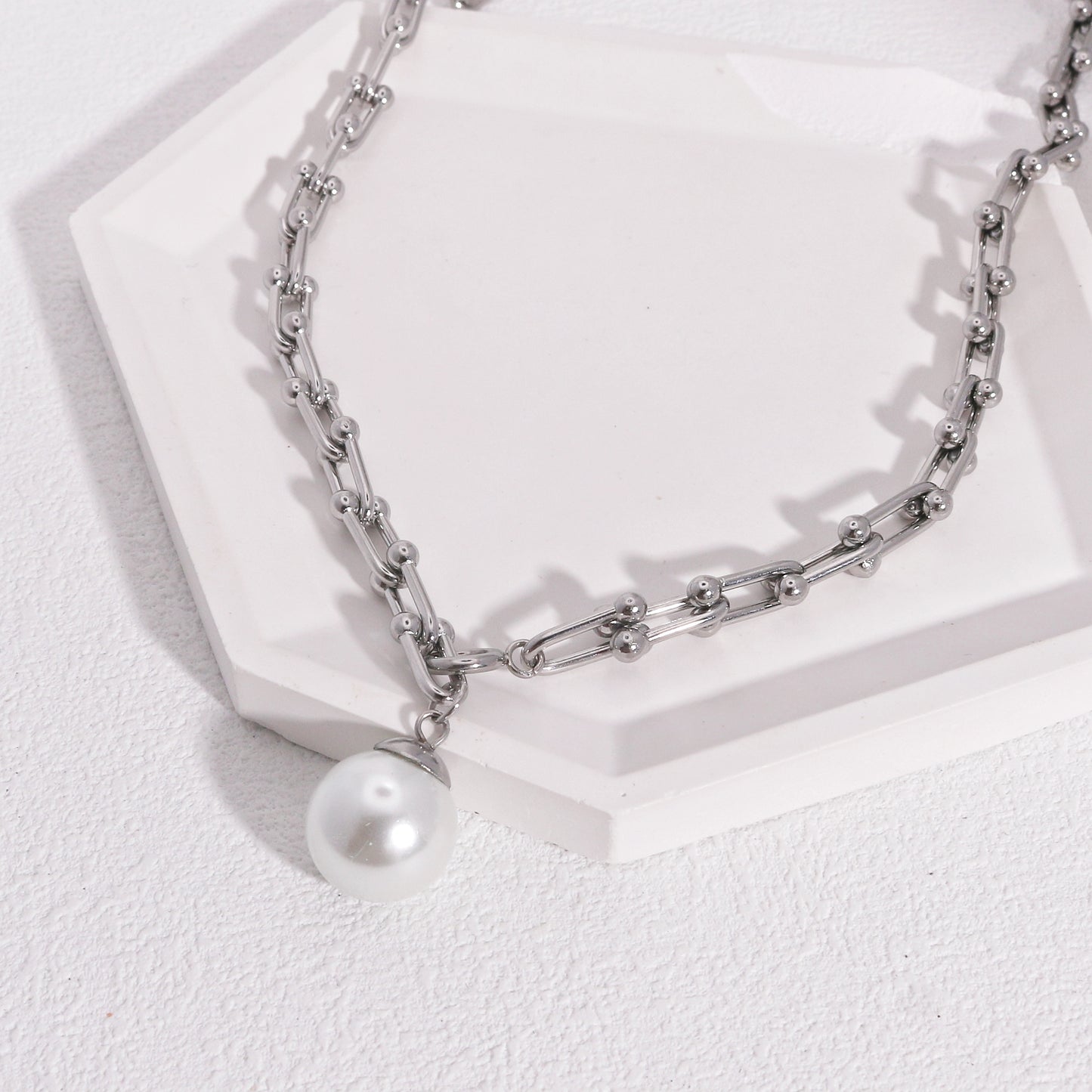 Adelia Interlocking Chain Link Statement Necklace