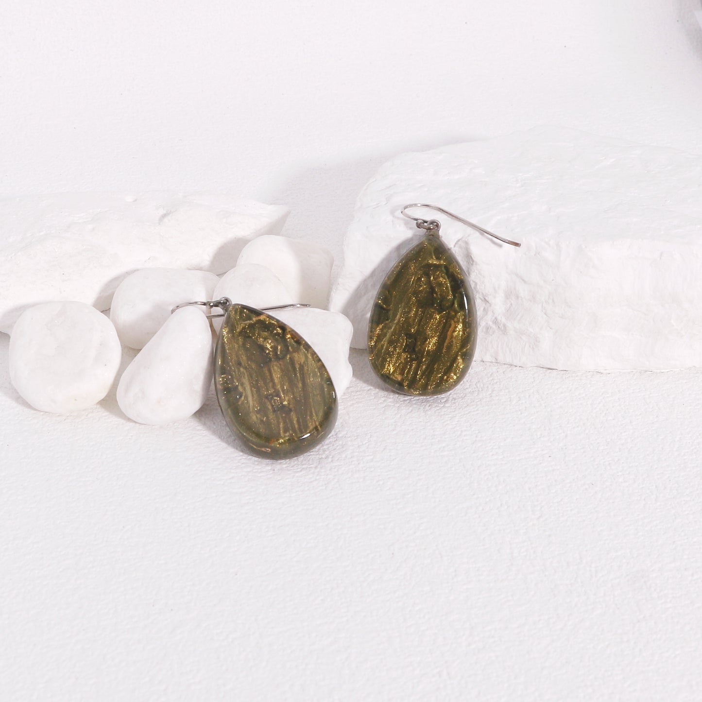 ZSISKA -Cedar Moss Agate Green Drop Earrings