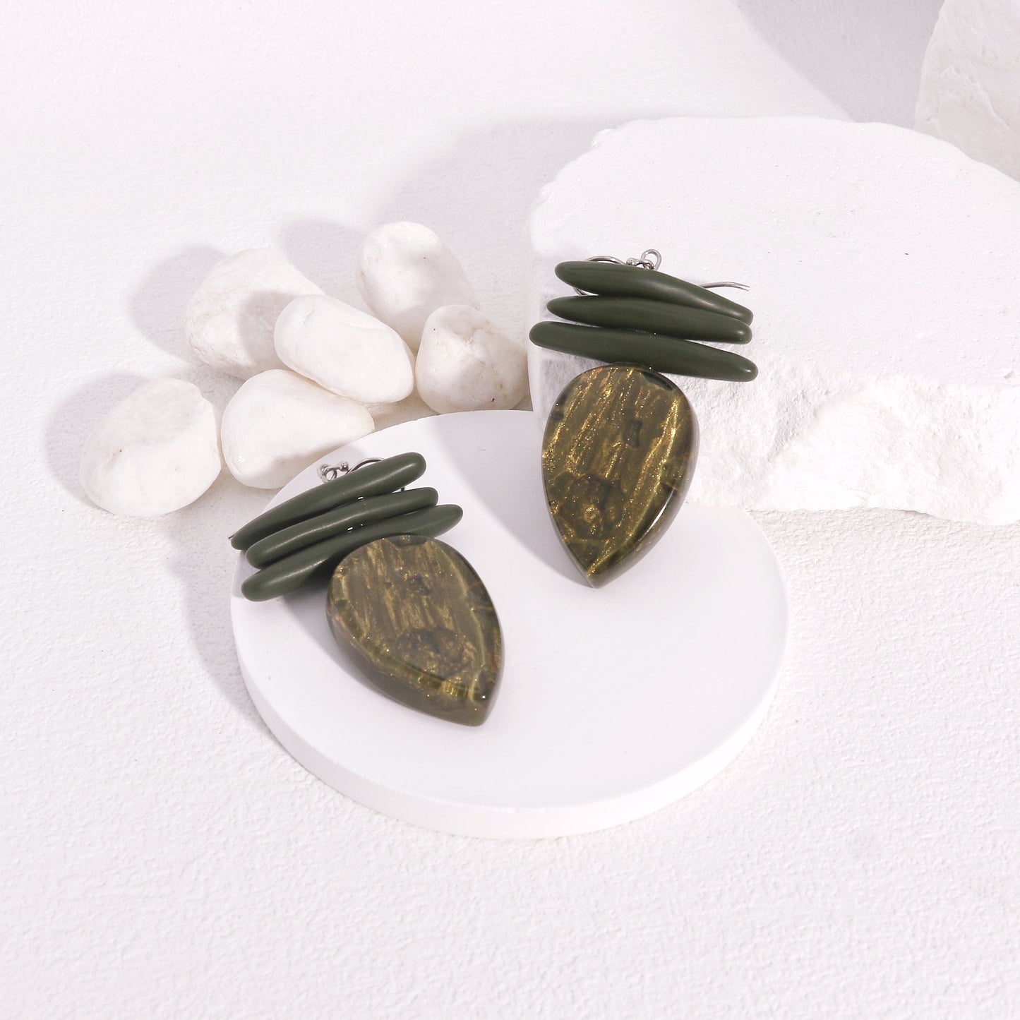 ZSISKA -Cedar Statement Drop Earrings