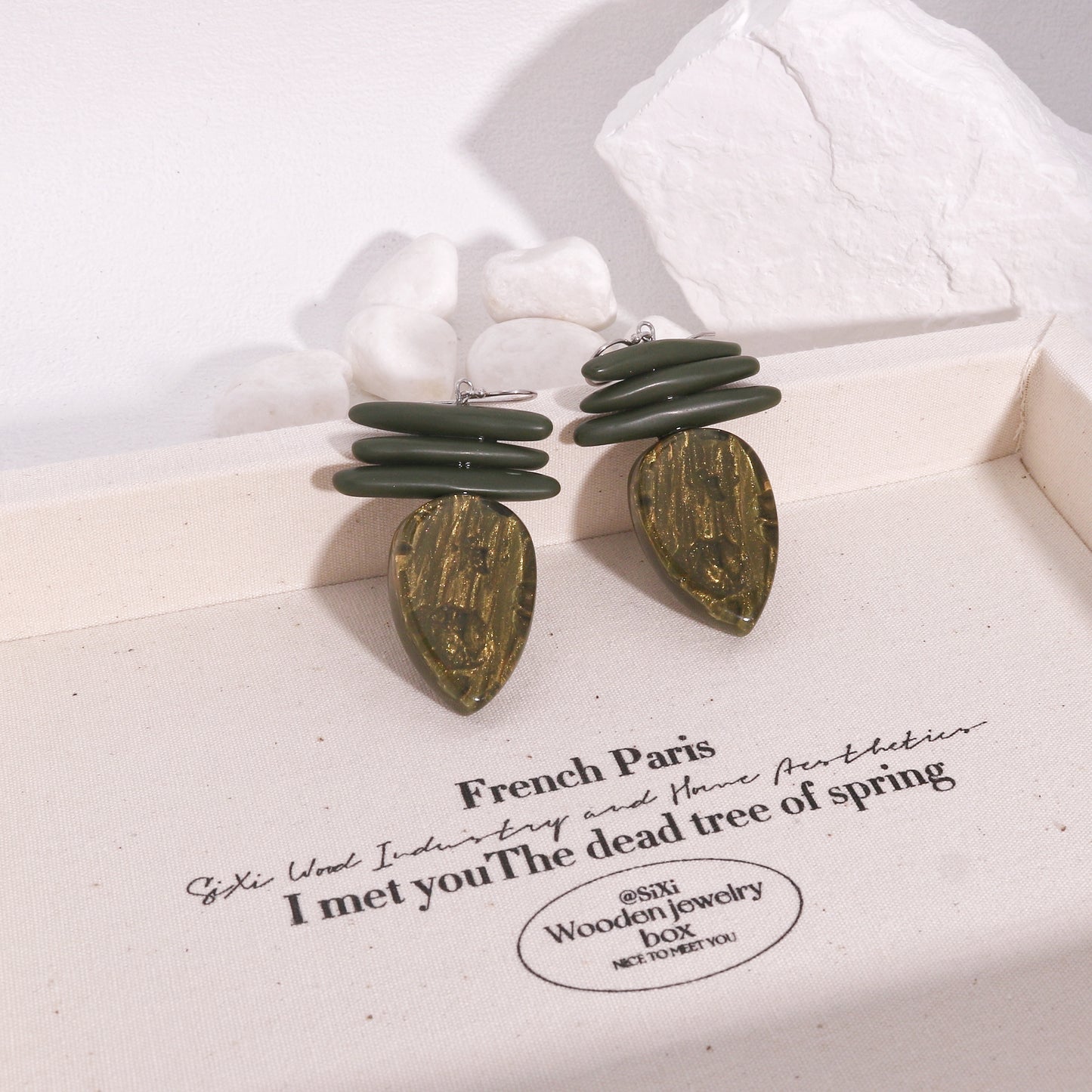 ZSISKA -Cedar Statement Drop Earrings
