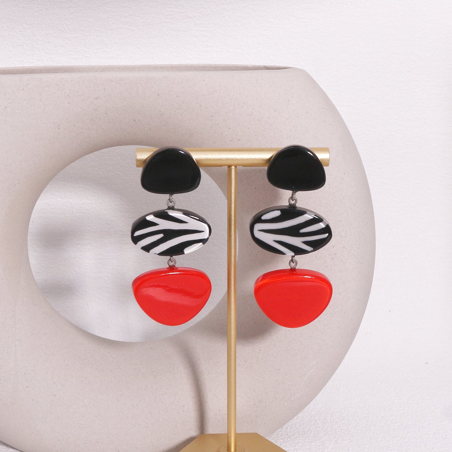 ZSISKA -Nali Zebra Striped Ruby Drop Earrings
