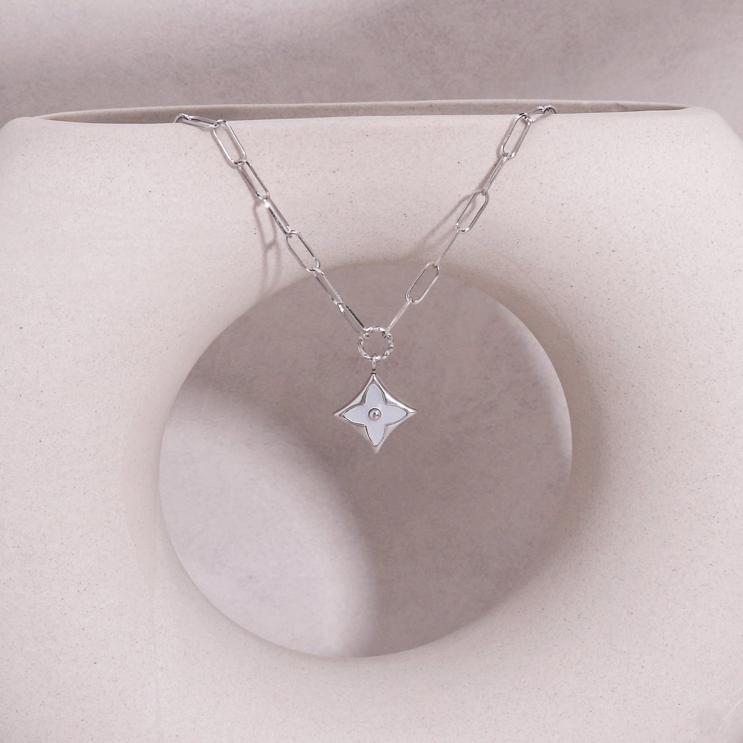 Arden Four Leaf Clover Chain Link Necklace