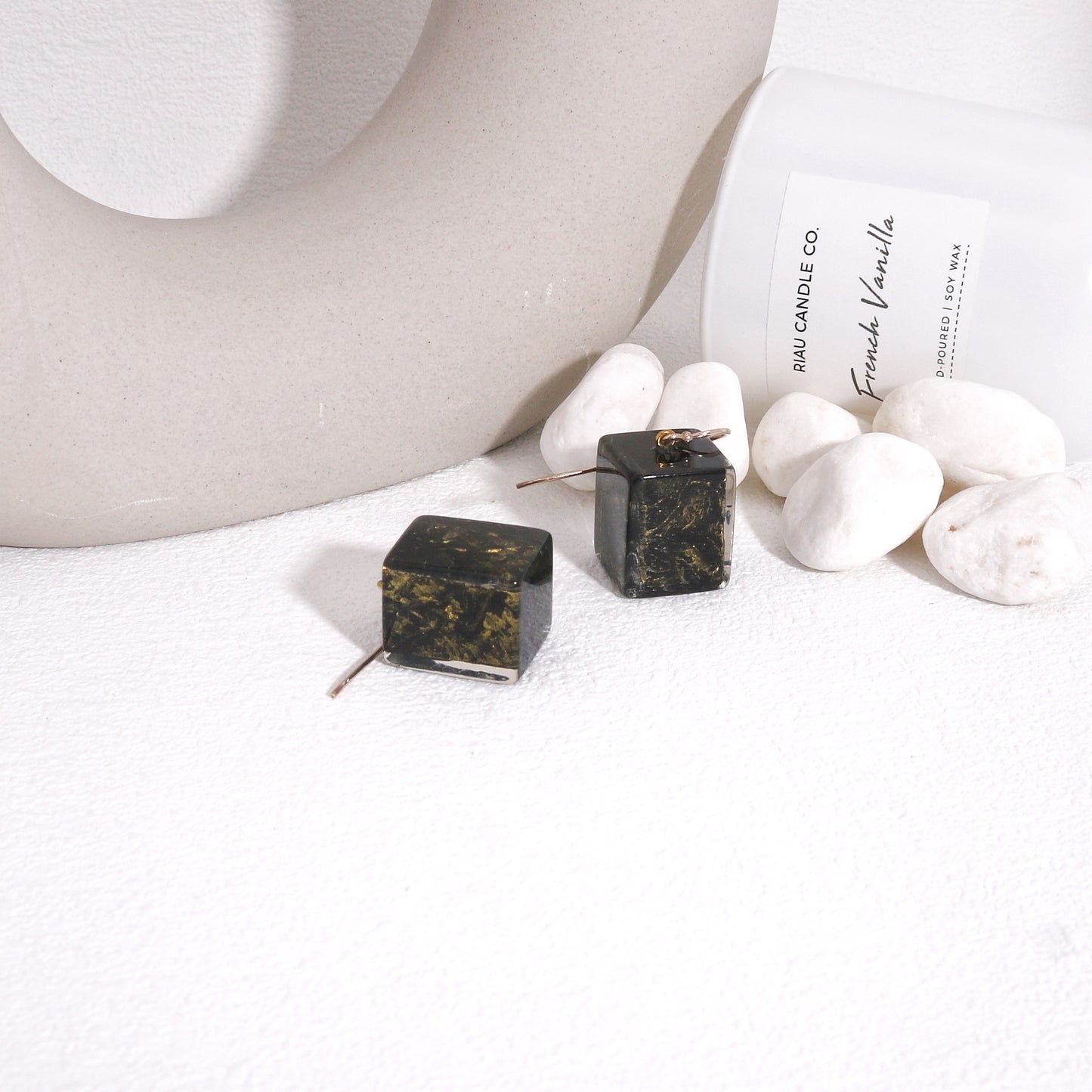 ZSISKA-Bliss  Vintage Black Gold Drop Earrings