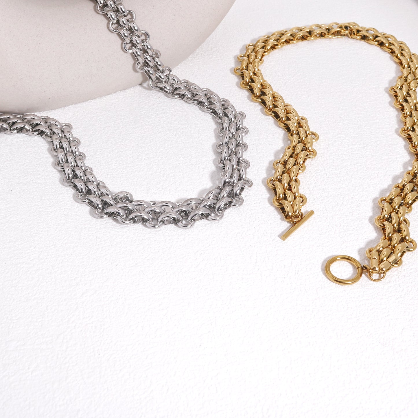 Lilibet Interwoven Steel Link Statement Necklace
