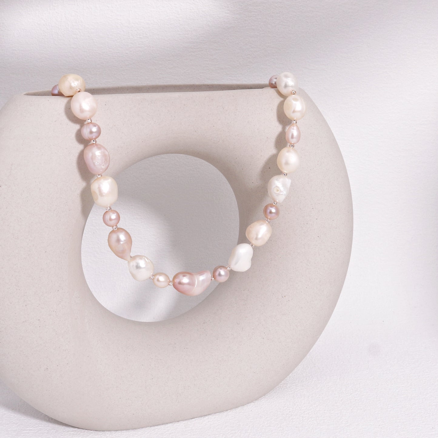 Stoned Essentials Luxury Freshwater Pearl Necklace