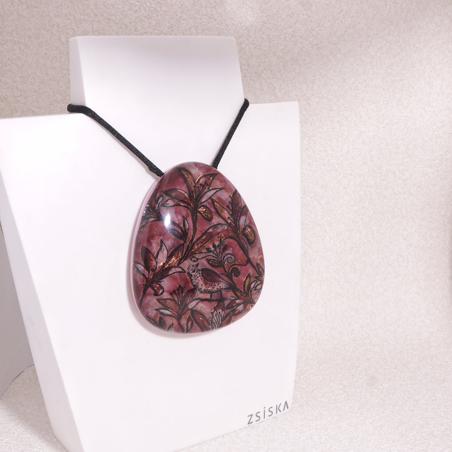 RENAISSANCE Pendant Necklace