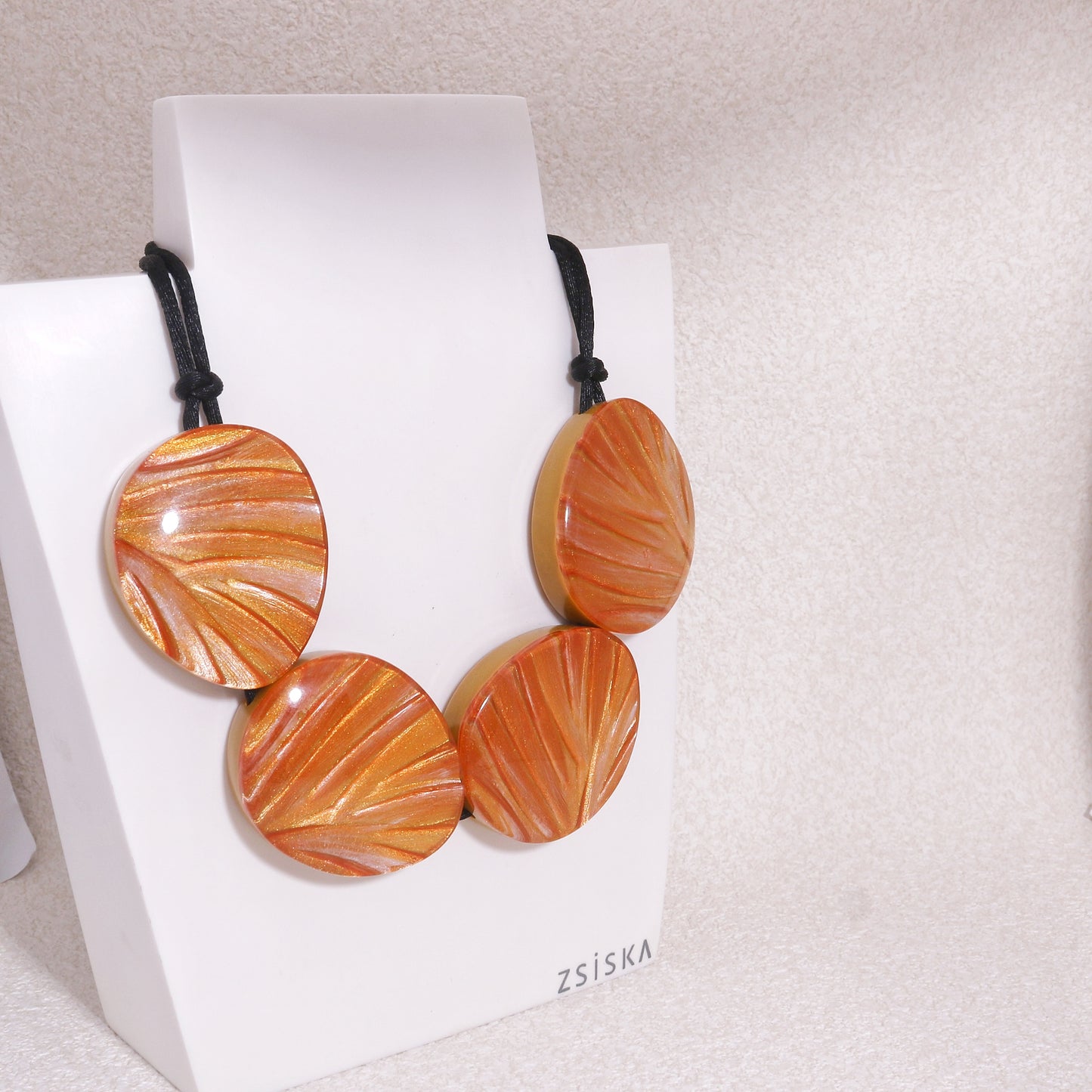 ZSISKA Tangy Orange Necklace