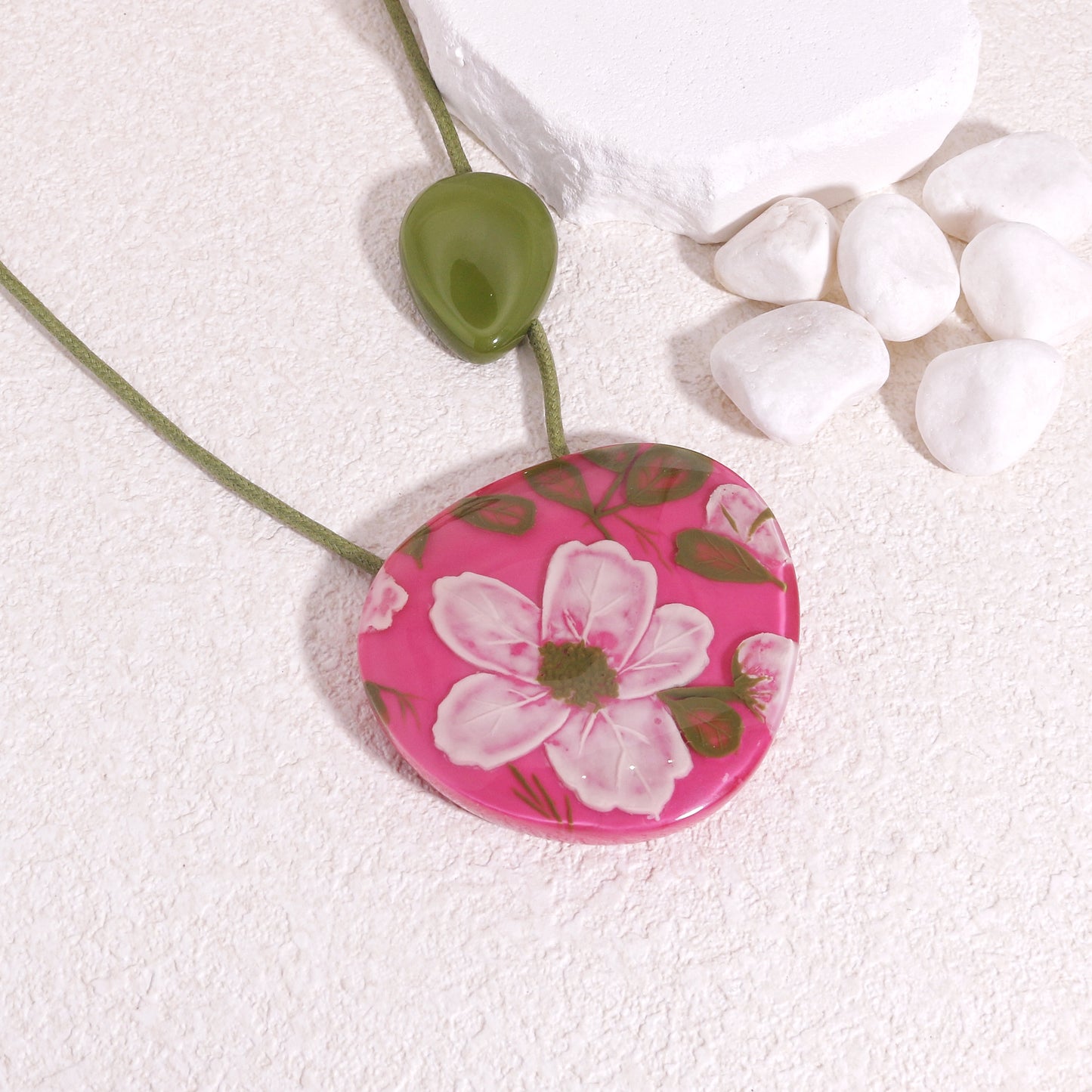 NELL Aesthetic Flora Pink Necklace