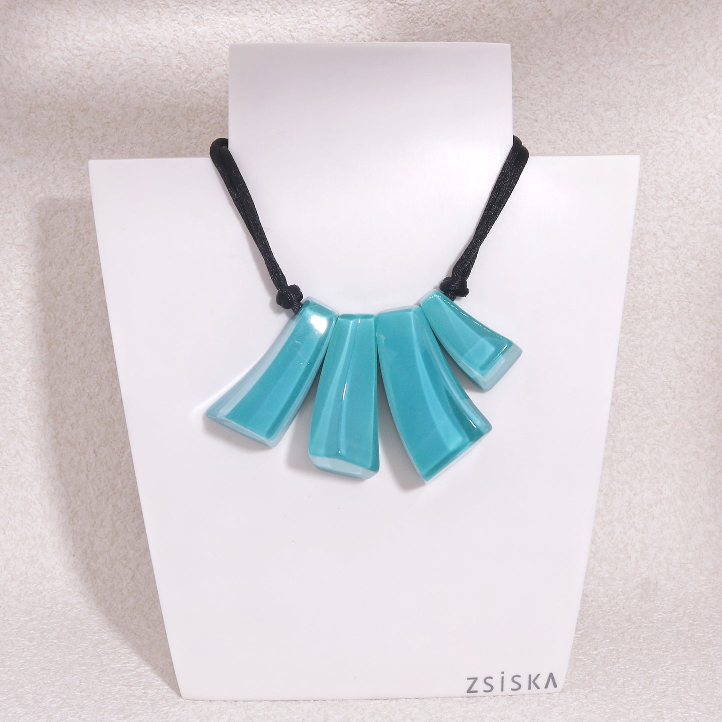 ZSISKA- Emocion  Color Necklace