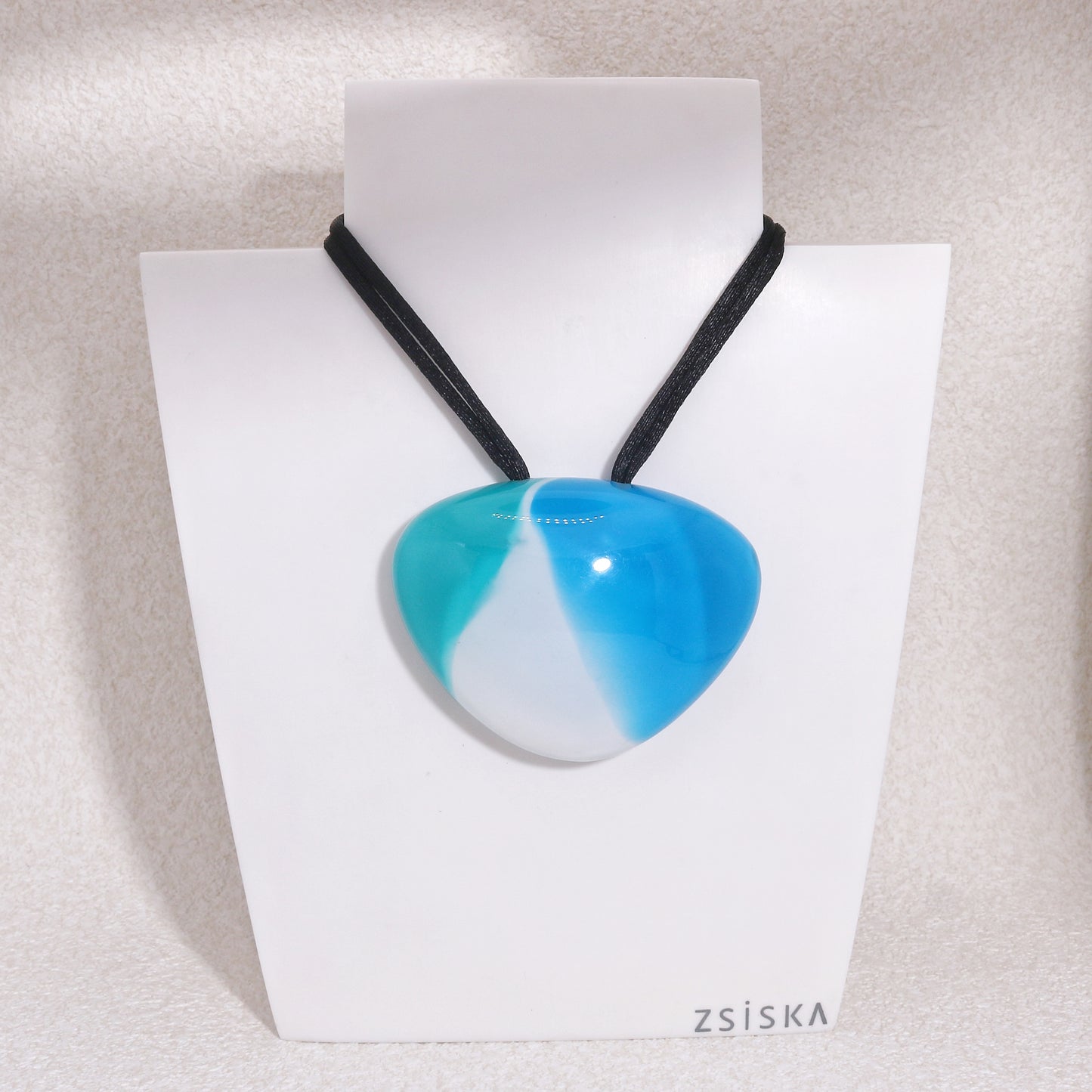 ZSISKA Pebble Necklace