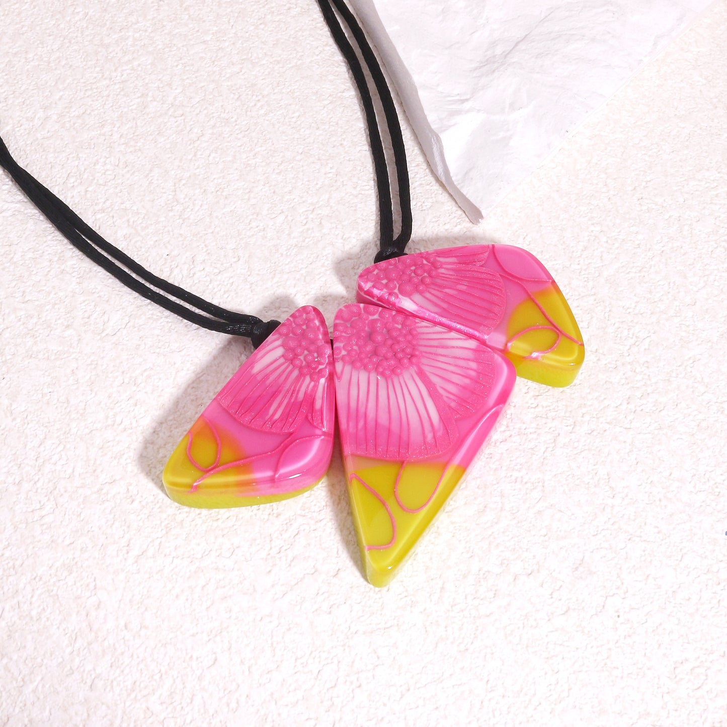 ZSISKA Pink Flora Necklace