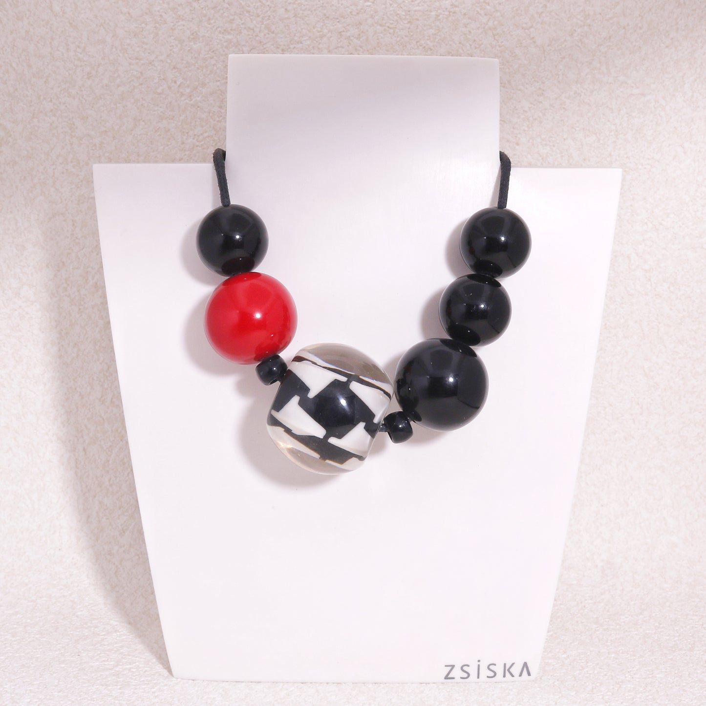 AUDREY Short Necklace Red