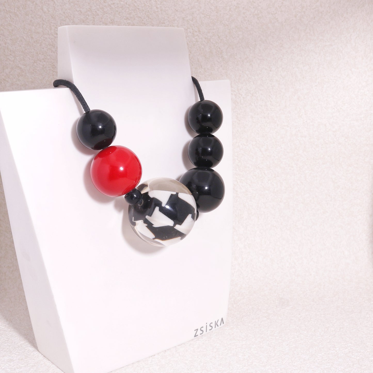 AUDREY Short Necklace Red