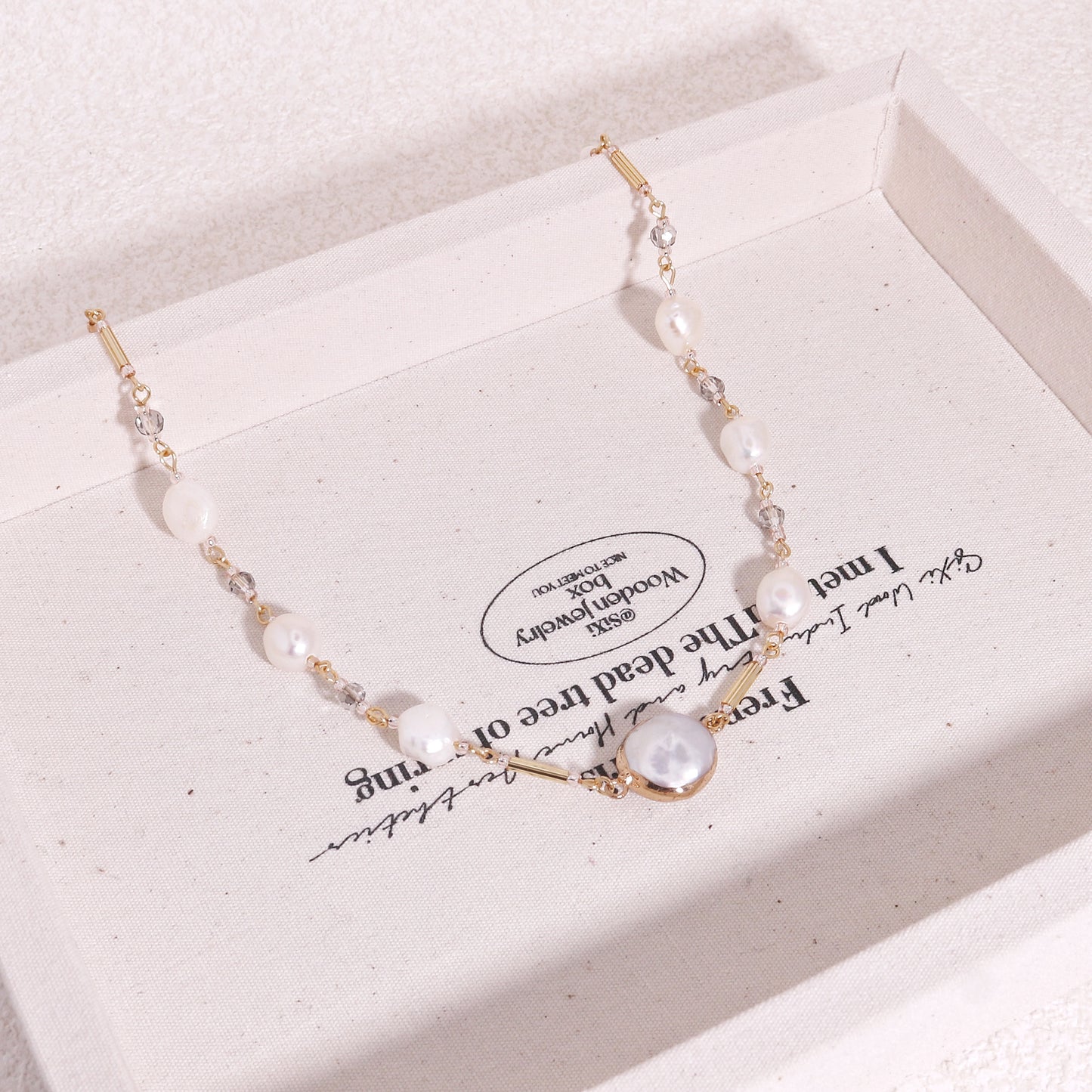 Cherilyn Elegant Minimalist Pearl Gold Necklace