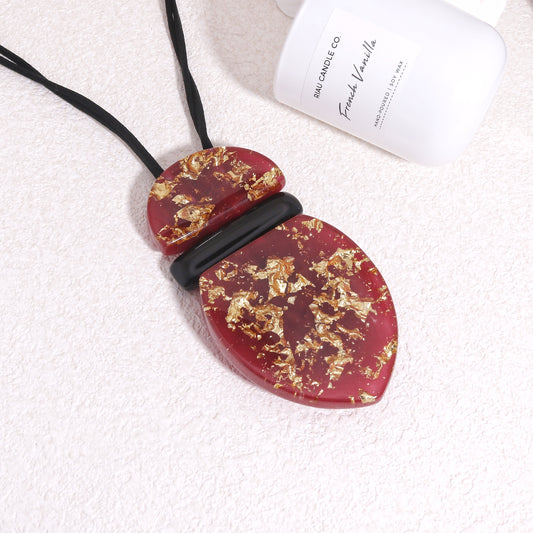 WILA Elegant Gold Foil Pendant