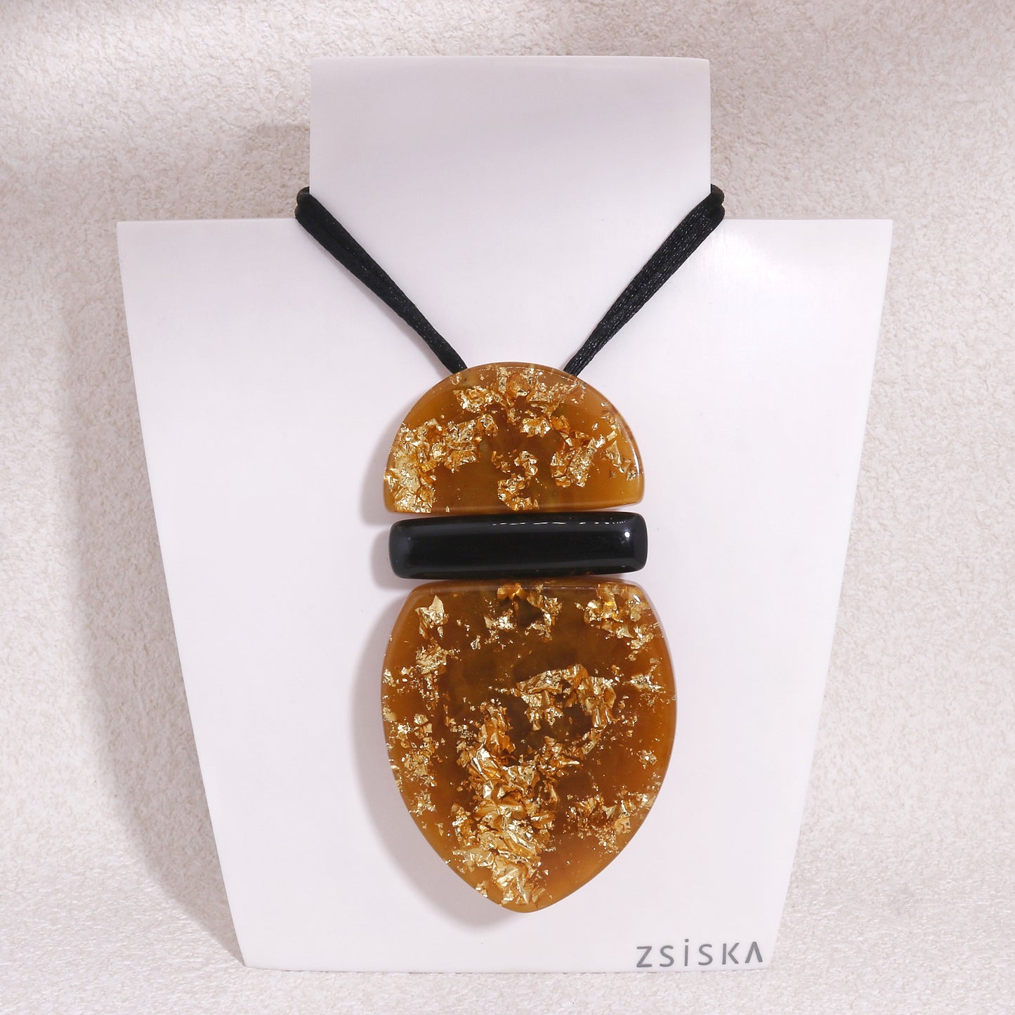 WILA Elegant Gold Foil Pendant
