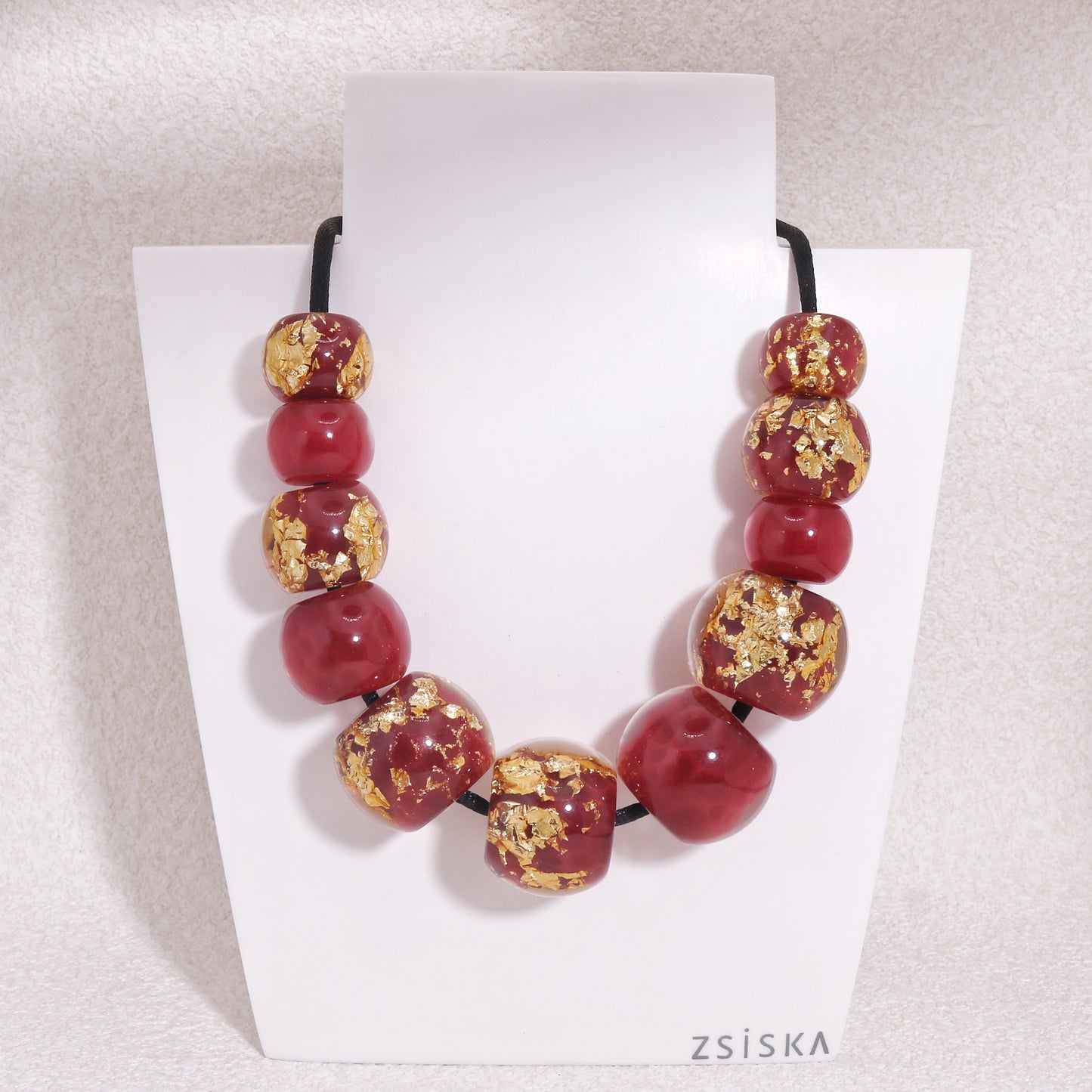 WILA Elegant Gold Foil Evening Necklace