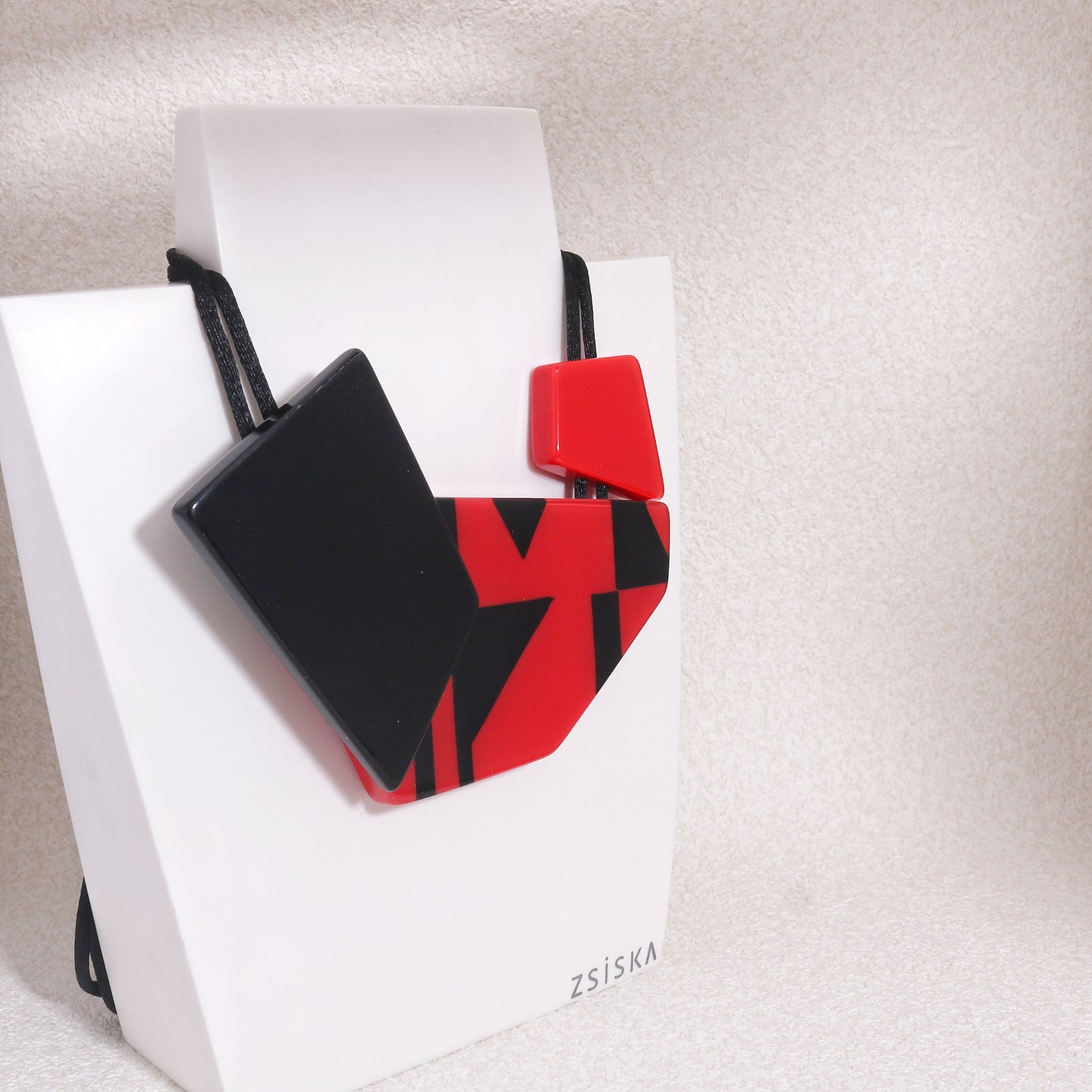 ZSISKA- Urbana Geometric Statement Necklace