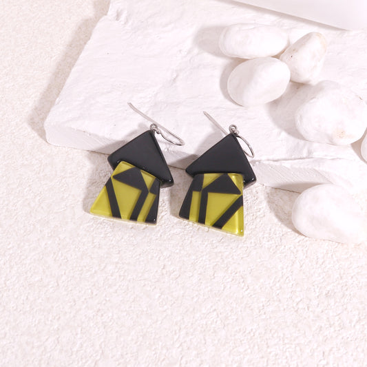 URBANA Short Dangle Earrings Yellow