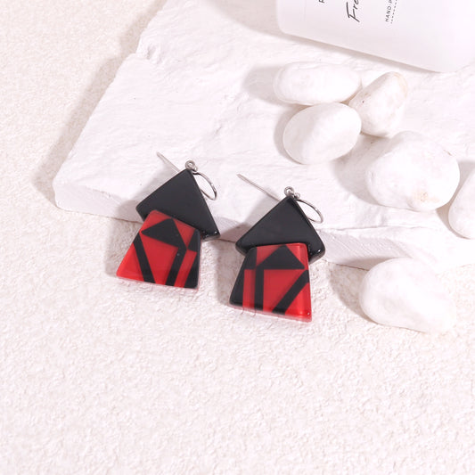 URBANA Short Dangle Earrings Red