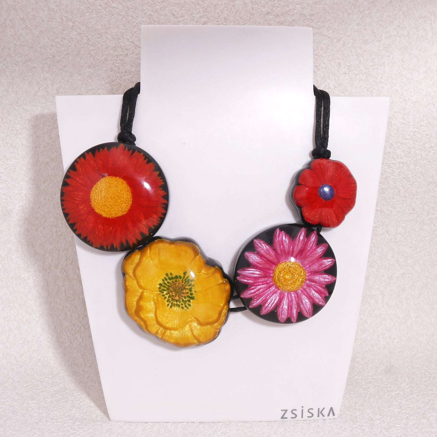GARLAND Statement Necklace