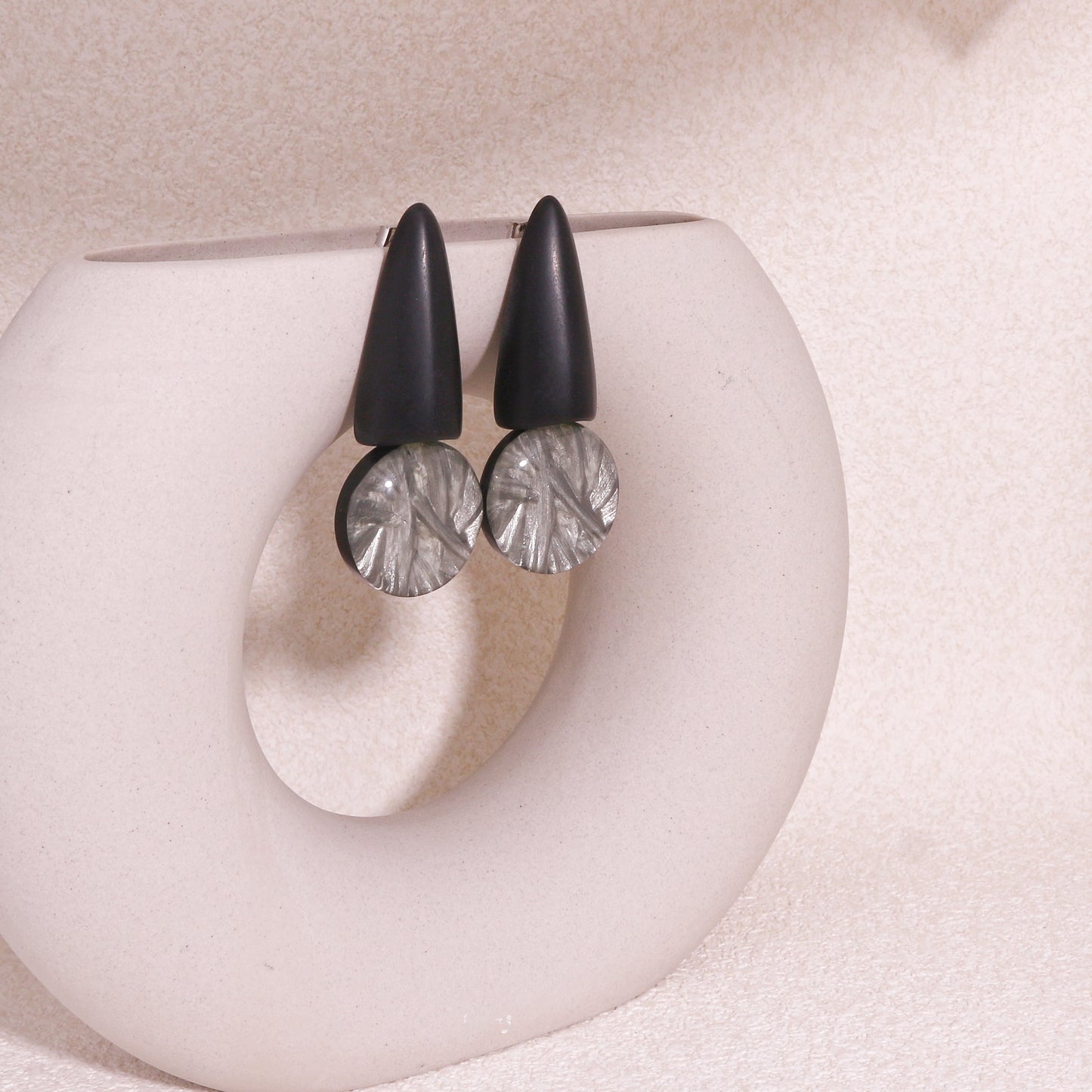ZSISKA Elegant Black Evening Drop Earrings