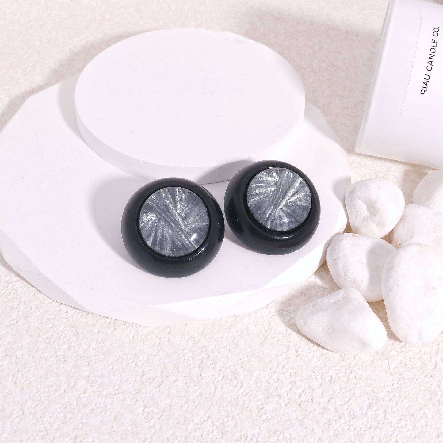ZSISKA Elegant Silver Vintage Stud Earrings