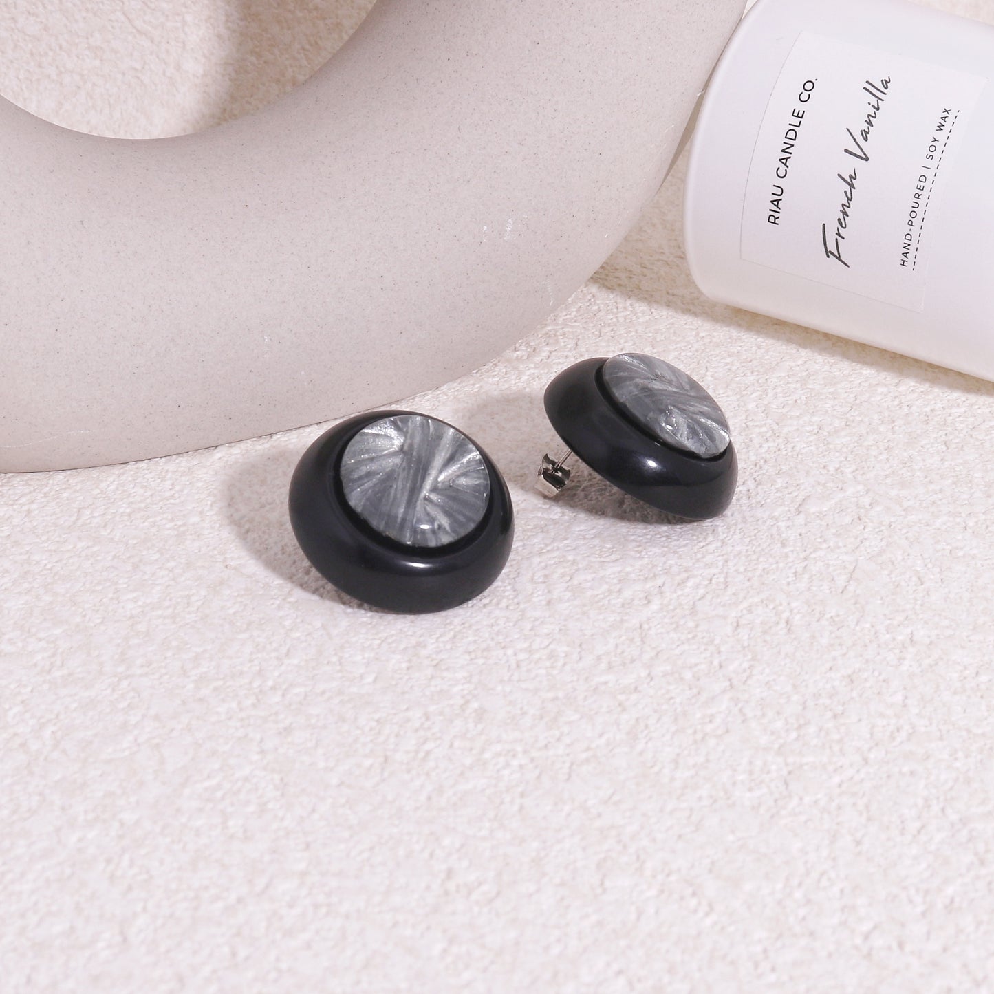 ZSISKA Elegant Silver Vintage Stud Earrings