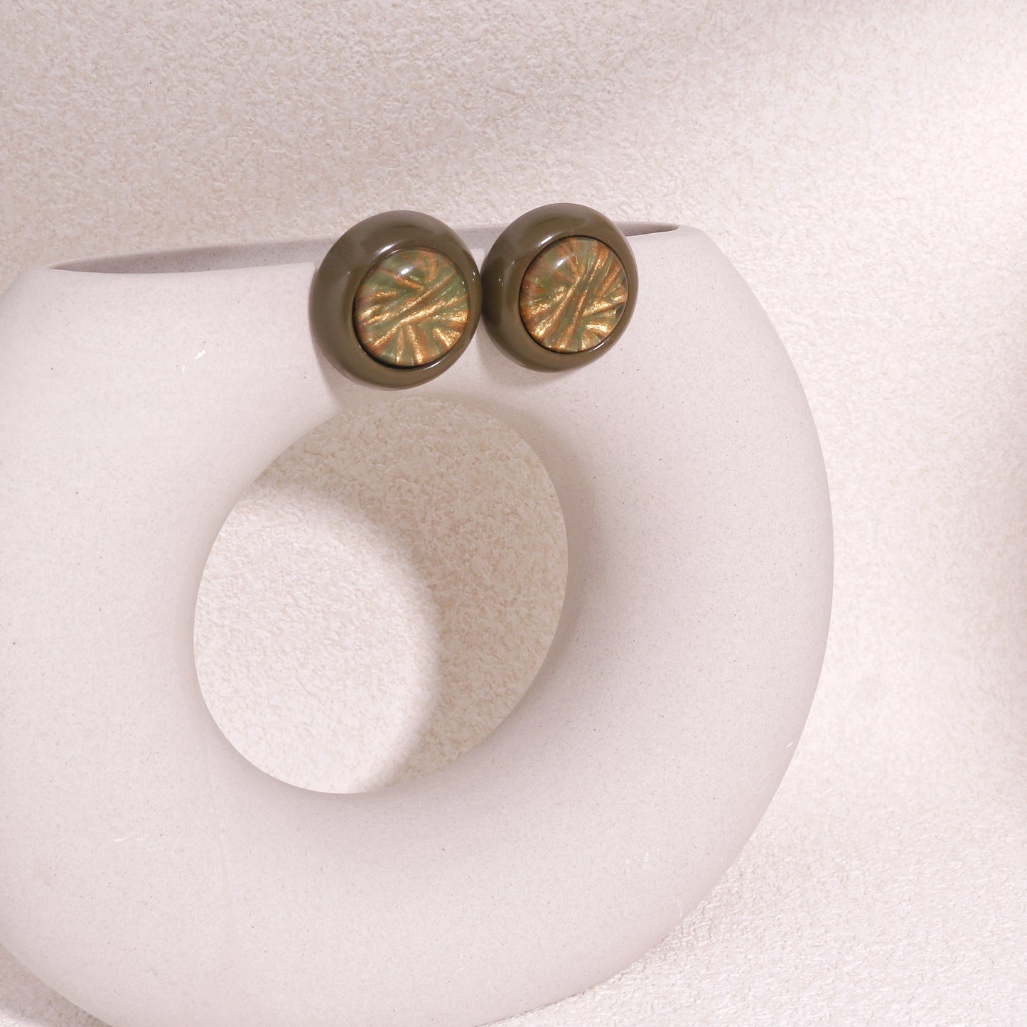ZSISKA Elegant Green Vintage Stud Earrings