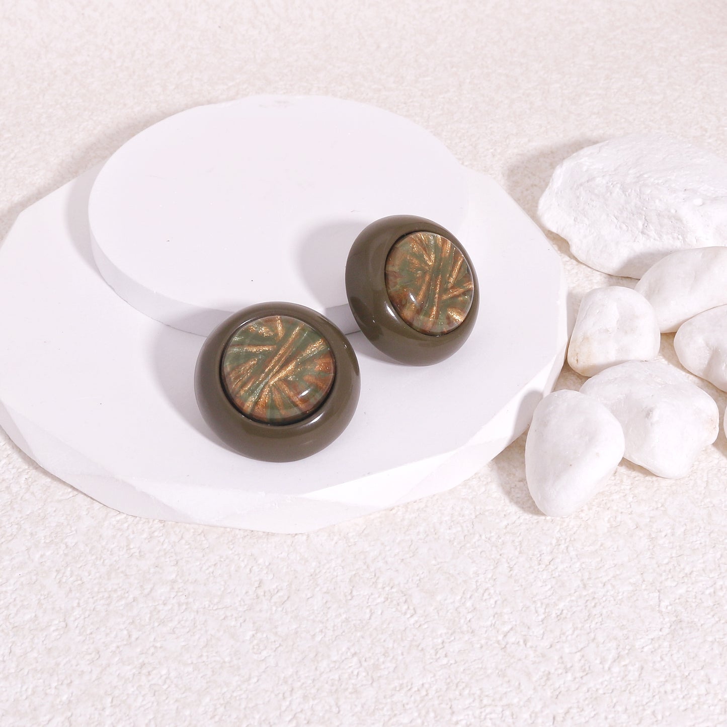ZSISKA Elegant Green Vintage Stud Earrings