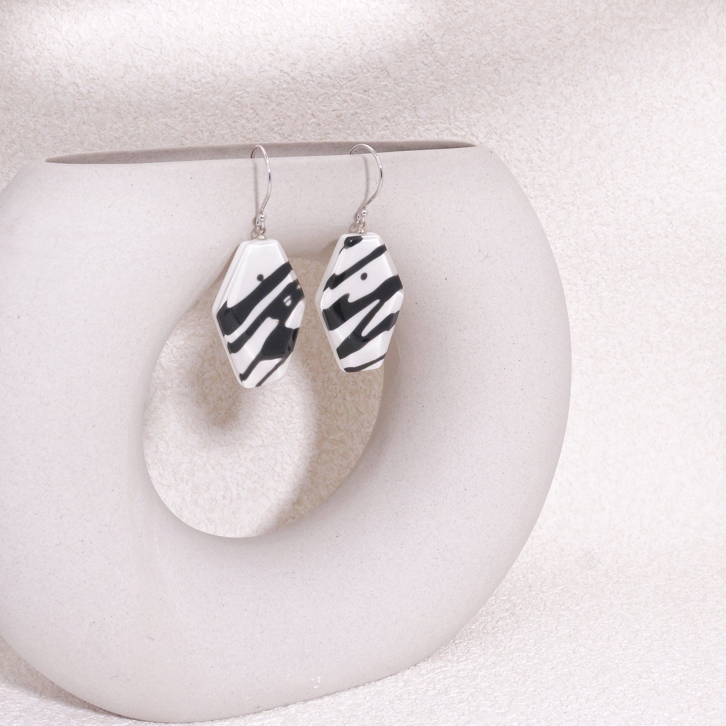 CENTURY Casual Resin Drop Earrings