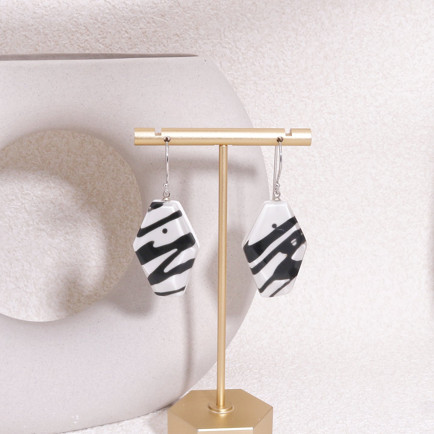 CENTURY Casual Resin Drop Earrings