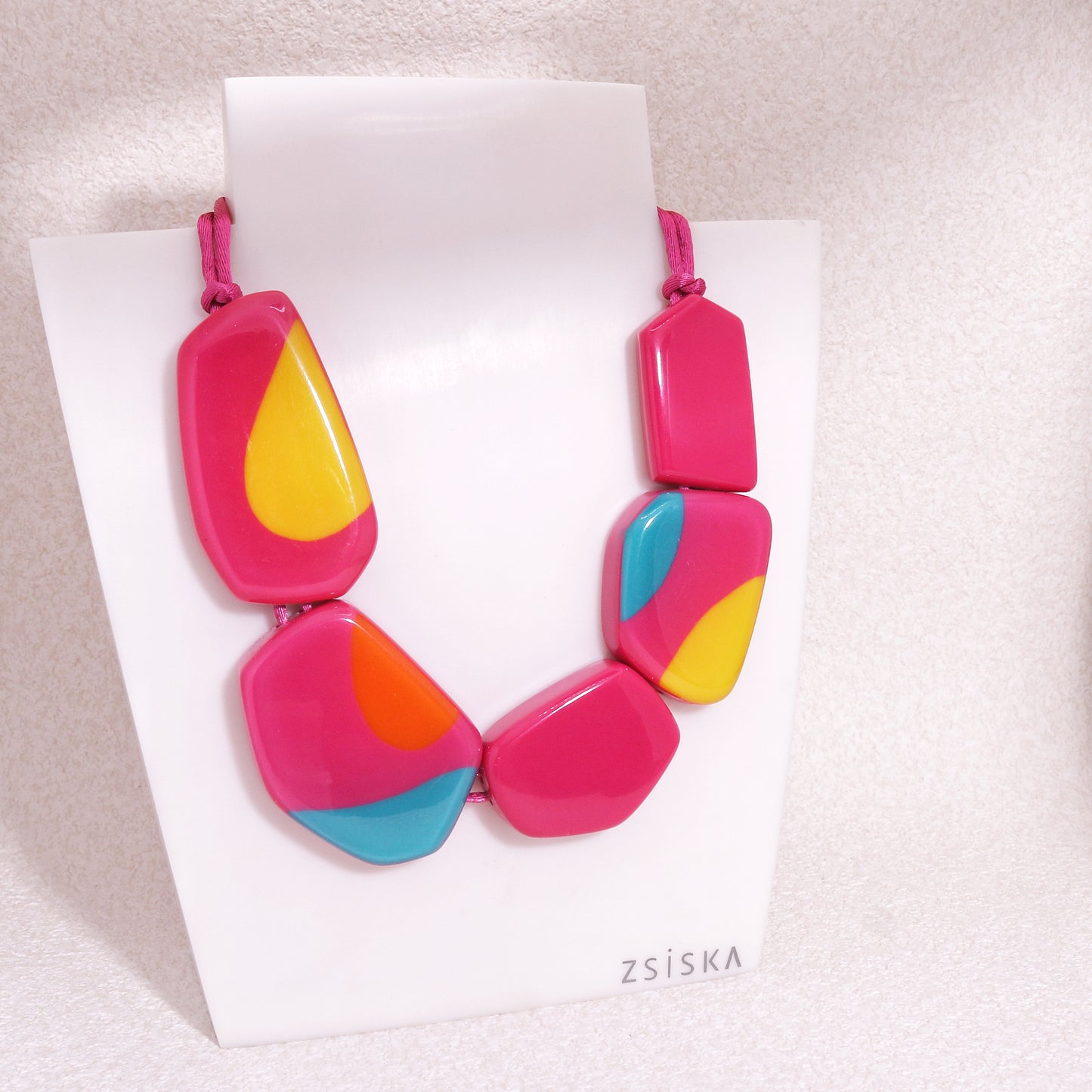 INDY Rainbow Fashion Necklace