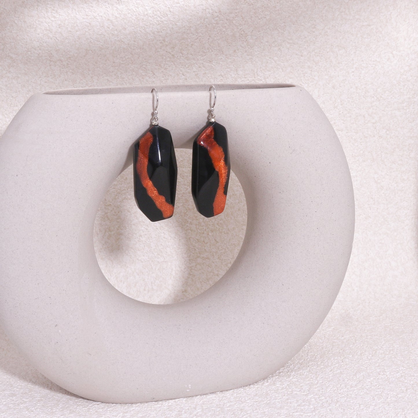 PACAYA Midnight Elegance Drop Earrings