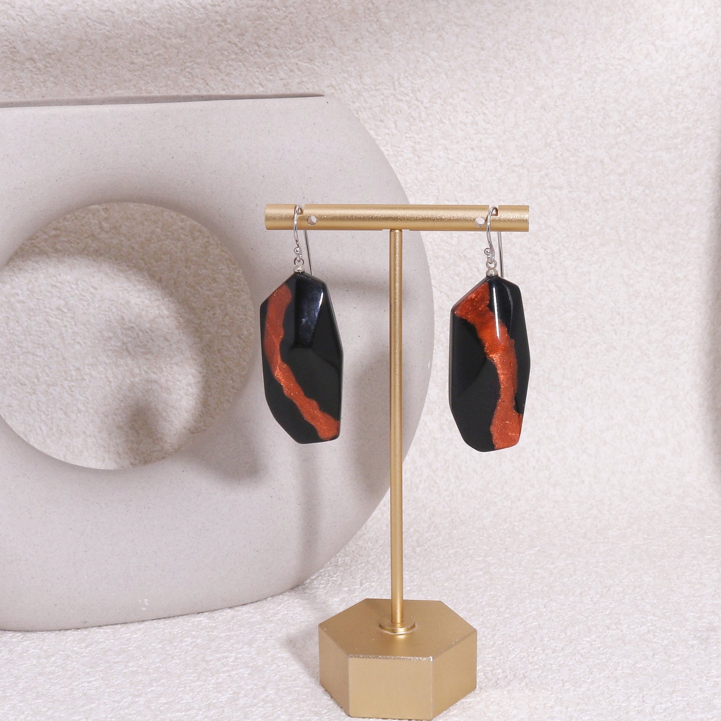PACAYA Midnight Elegance Drop Earrings