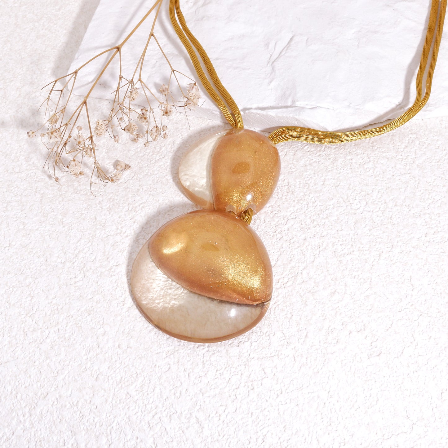 LUXUS Gold Glass-Bauble Pendant