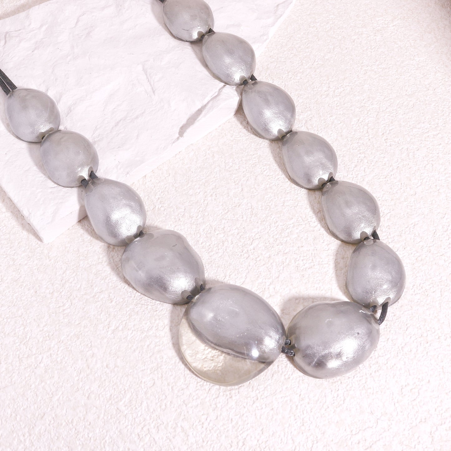 LUXUS Silver Glass-Bauble Statement Necklace