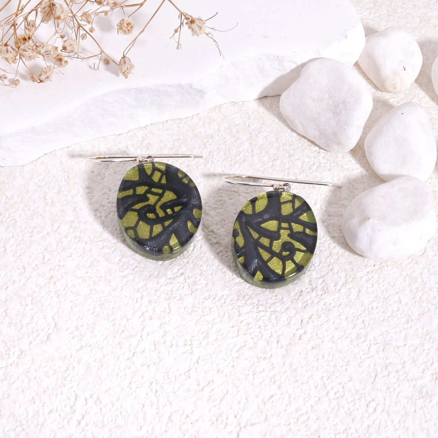 PEACE Handcraft Art Deco Solitaire Earrings